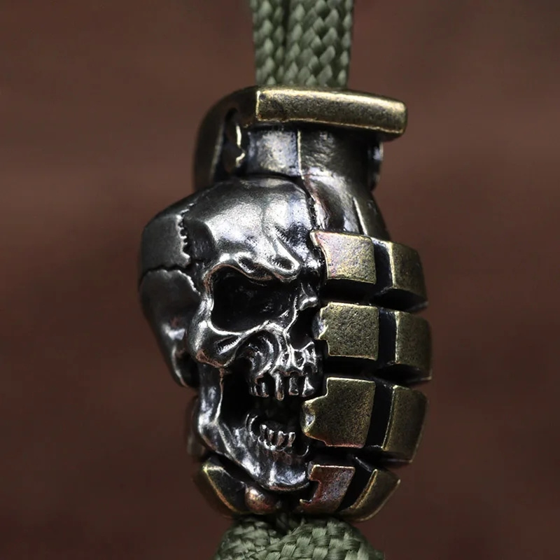 Dual Color Skull Granaat Messi - Paracord Bracelet recensie en prijs