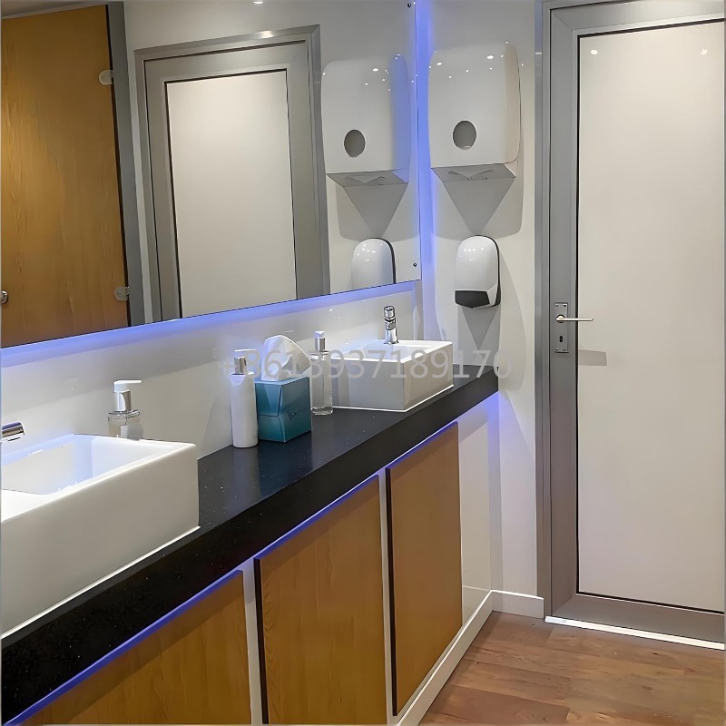 Mobiele toiletwagen met wastaf - Outdoor Camping Showers recensie en prijs